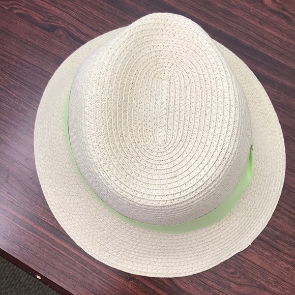 Ladies hat - Picture 2 of 7